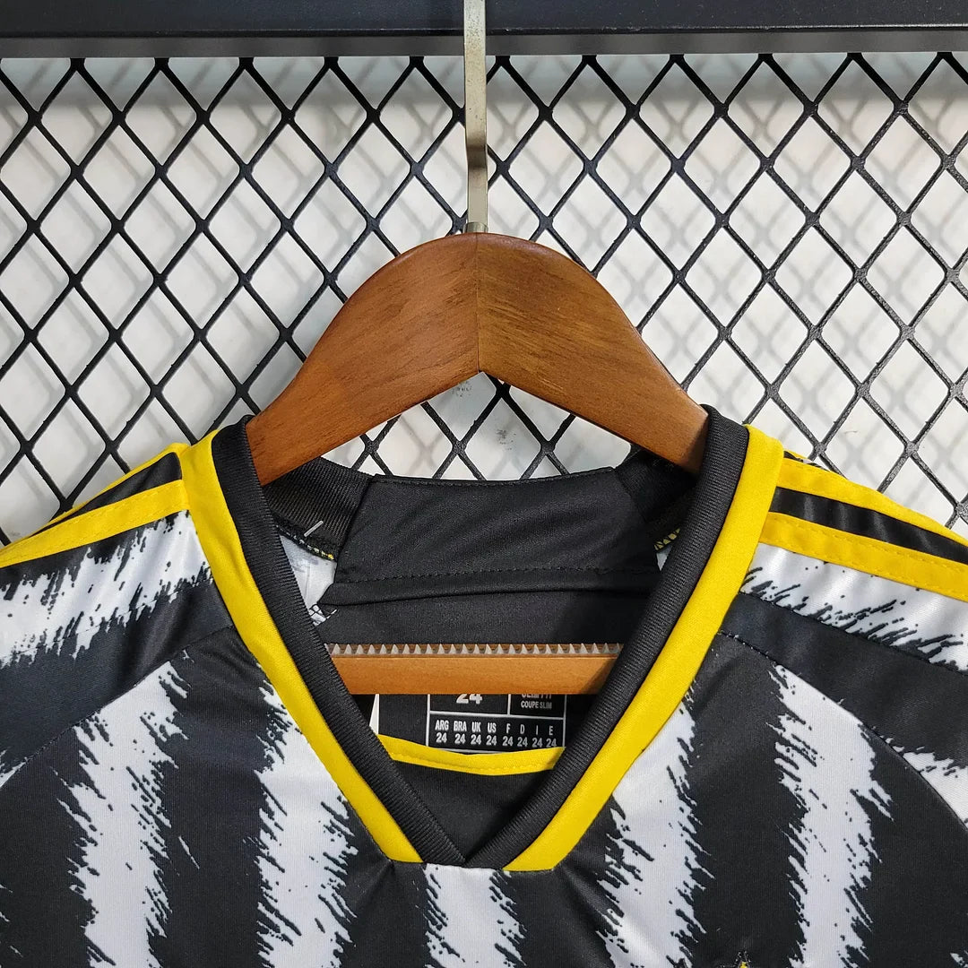 2023/2024 Juventus Home Soccer Jersey 1:1 Thai Quality Kids Size FTBL4ALL
