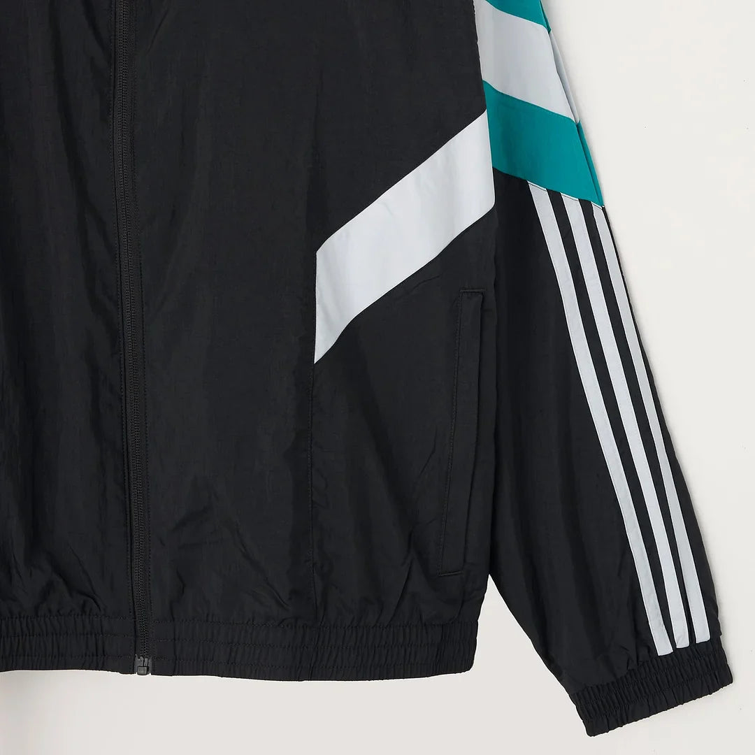 2024/2025 Newcastle United Windbreaker Black Soccer Jersey 1:1 Thai Quality FTBL4ALL