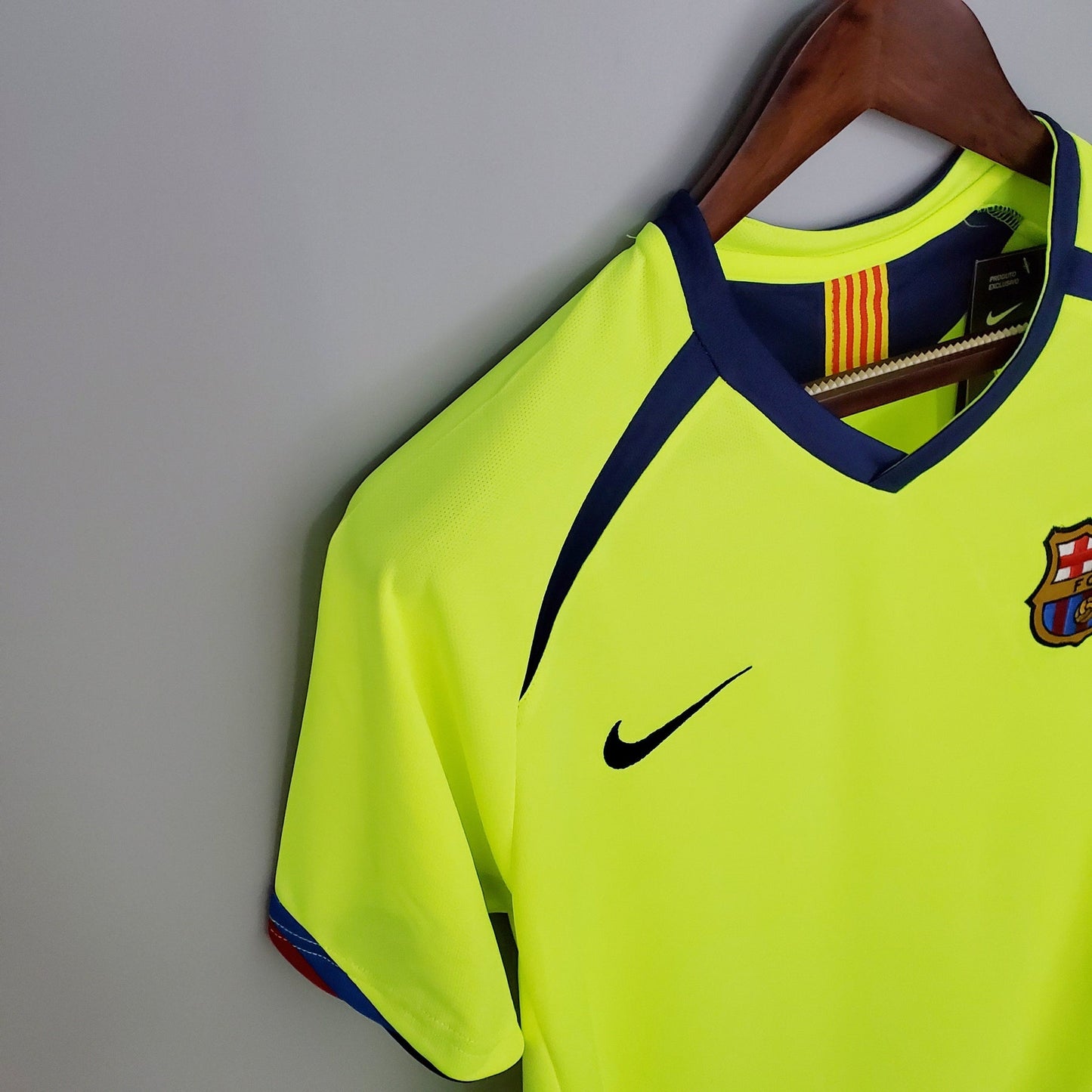 2005/2006 Retro Barcelona Away Football Shirt 1:1 Thai Quality FTBL4ALL