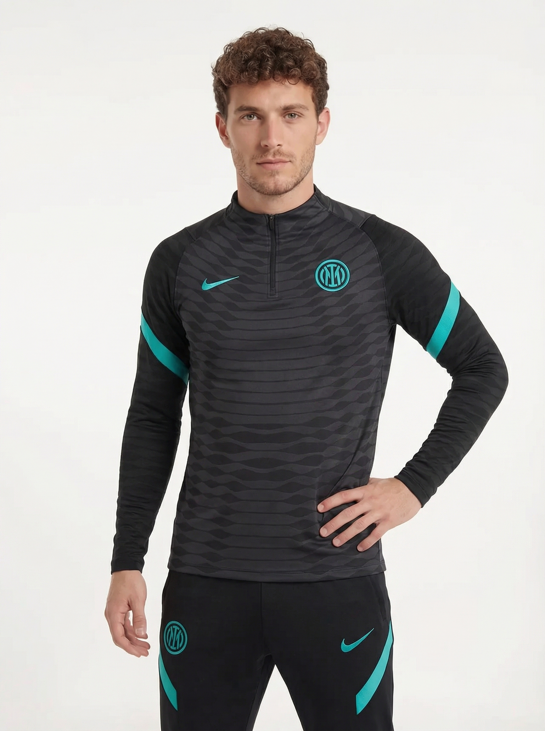 INTER MILAN BLACK AND BLUE TRACKSUIT Classic Football Jerseys