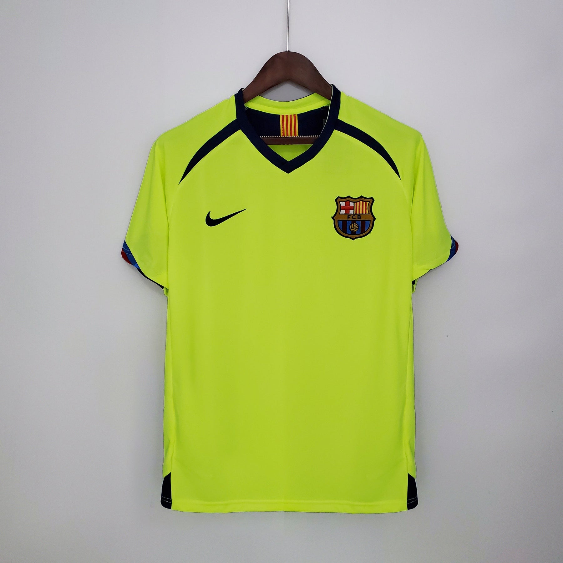 2005/2006 Retro Barcelona Away Football Shirt 1:1 Thai Quality FTBL4ALL