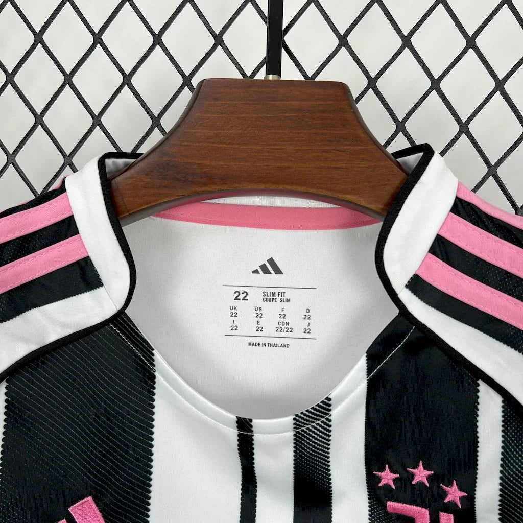 2025/2026 Juventus Home Football Shirt Kids Size FTBL4ALL