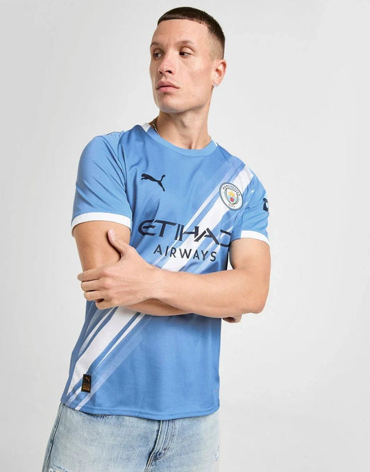 PUMA MANCHESTER CITY FC 2025/26 HOME SHIRT –