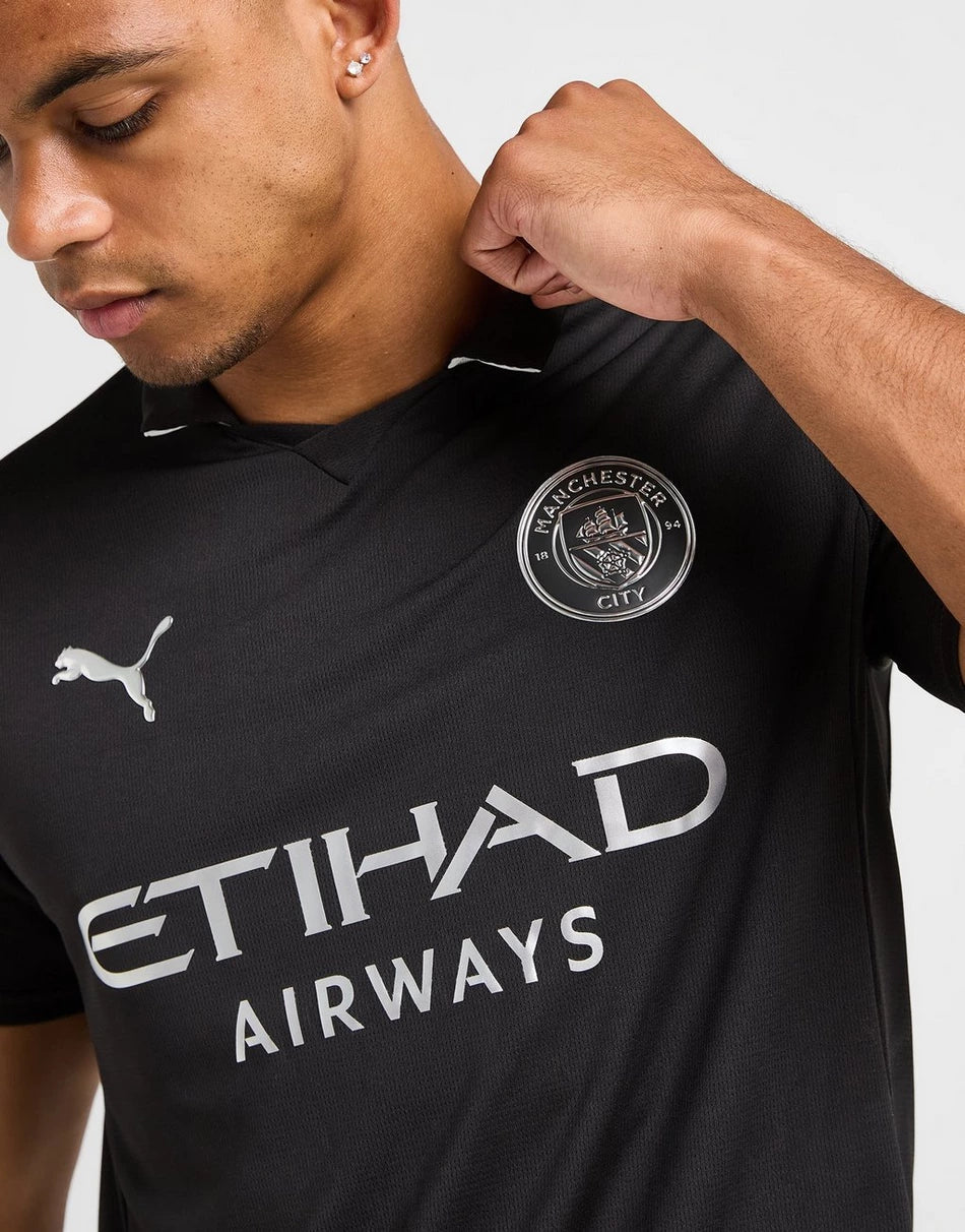 PUMA MANCHESTER CITY FC 2025/26 AWAY SHIRT –