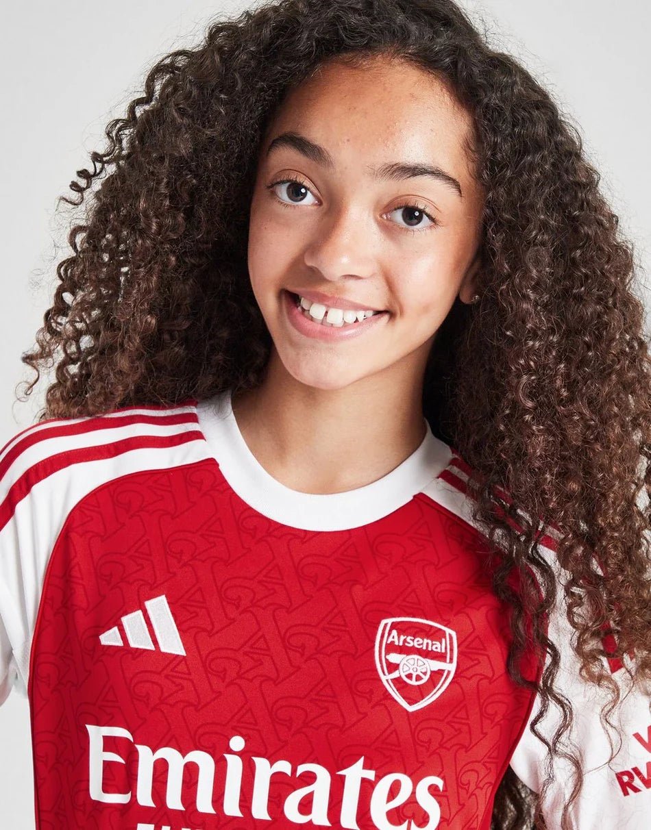 ADIDAS ARSENAL FC 2025/26 HOME SHIRT JUNIOR –