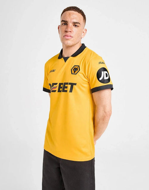 SUDU WOLVERHAMPTON WANDERERS FC 2025/26 HOME SHIRT –